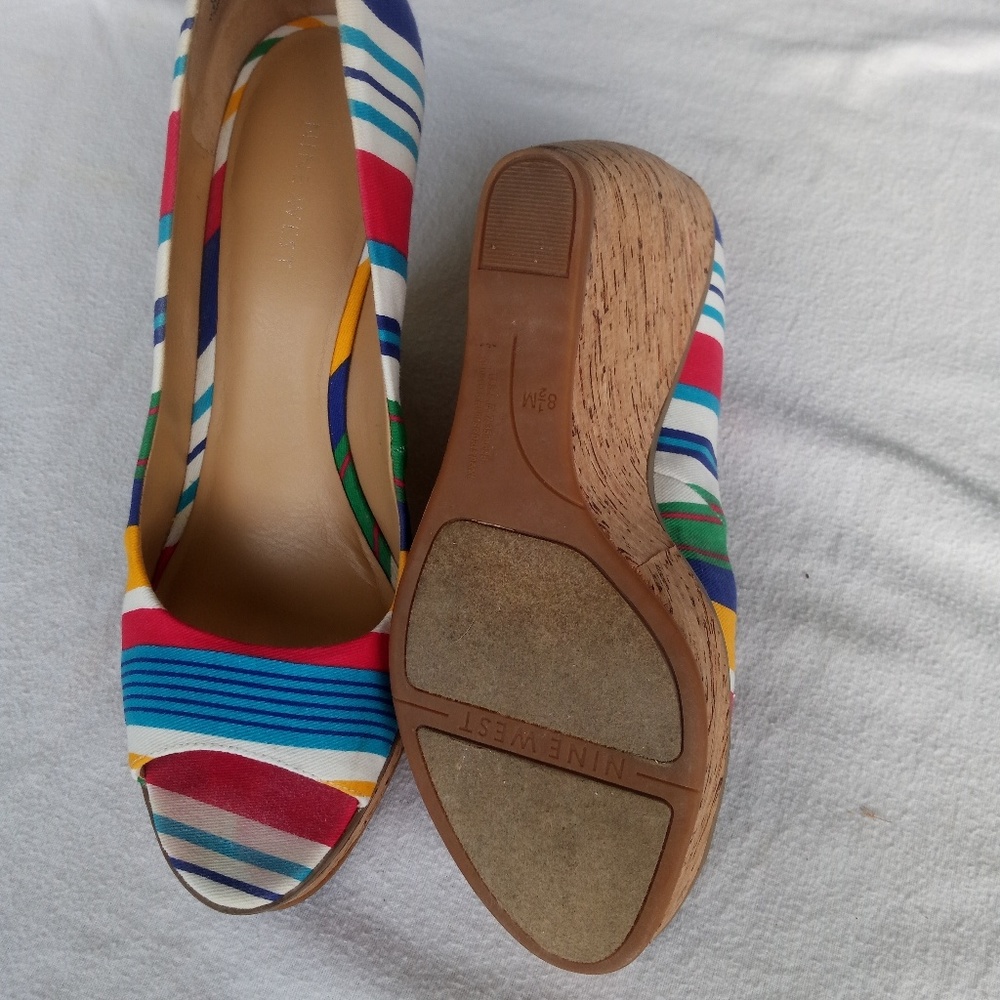 Shoes - Picture 2 of 4